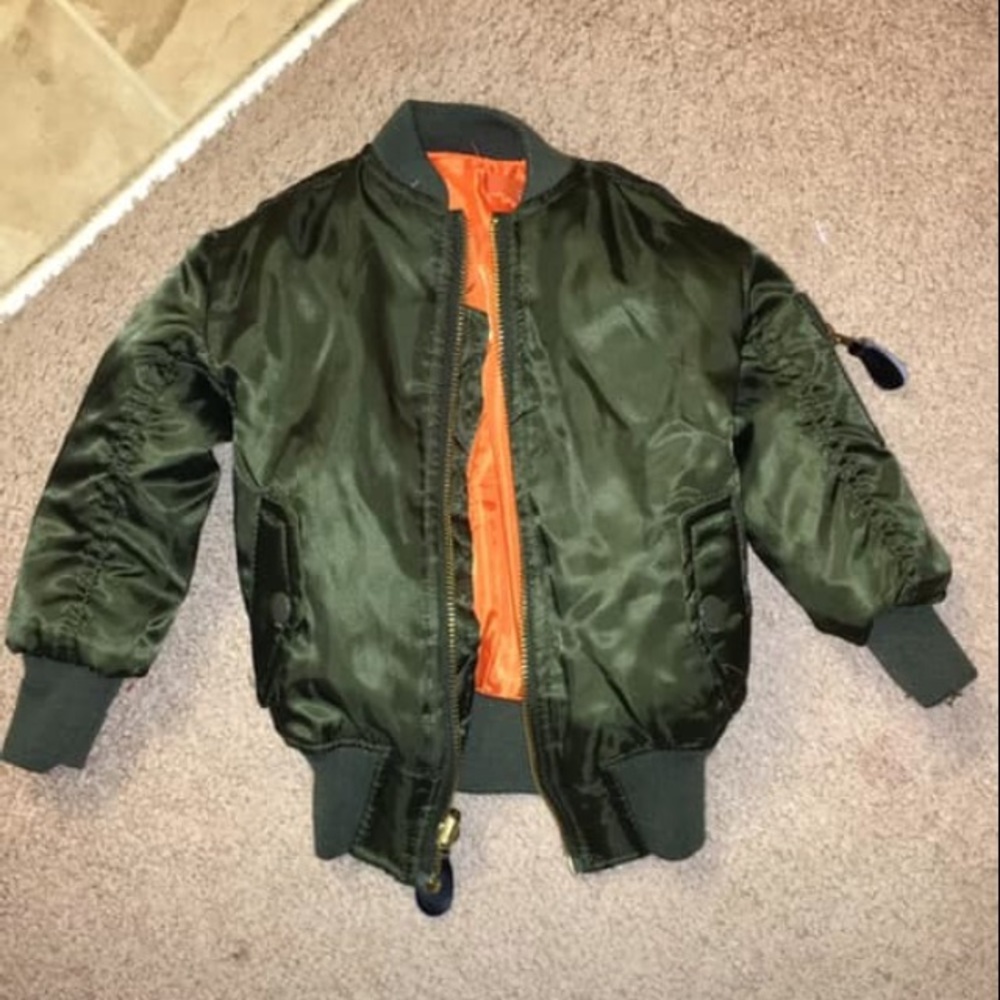 Bomber jacket